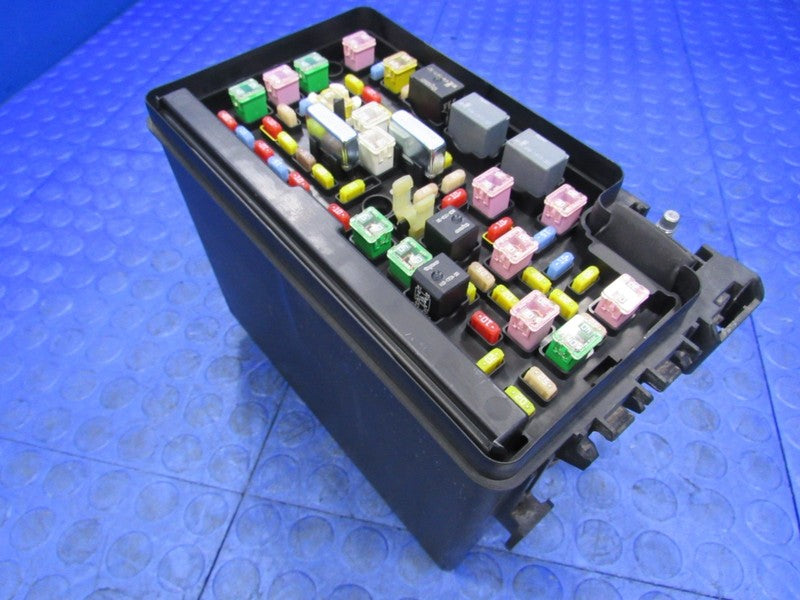 09 Dodge Ram 1500 TIPM Totally Integrated Power Module Fuse Box 046921