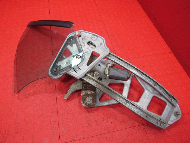 01-04 Ford Mustang Convertible Right Rear Quarter Glass Window Regulat