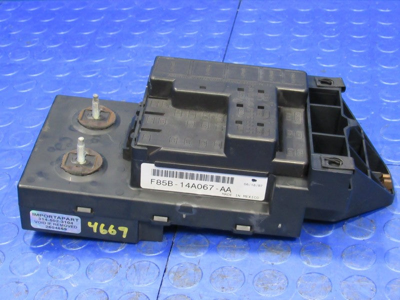 97-98 Ford F-150 Truck Under-Dash Cabin Fuse Relay Box Panel F85B-14A0