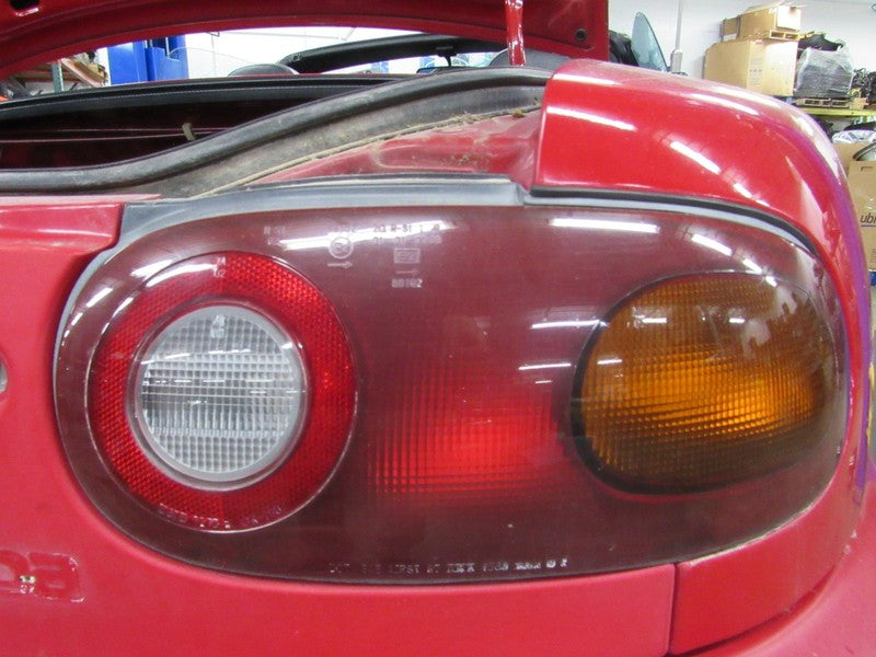 90-97 Mazda Miata MX-5 NA Right RH Passenger Side Taillight Tail Light