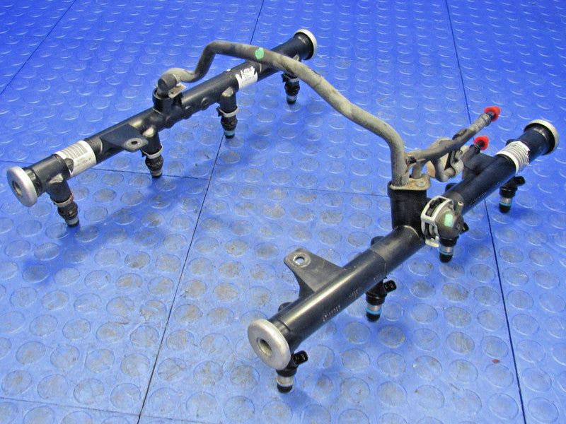 99-04 Chevrolet 4.8L 5.3L 6.0L LQ4 LQ9 LM7 LR4 Return Fuel Rail w/Inje