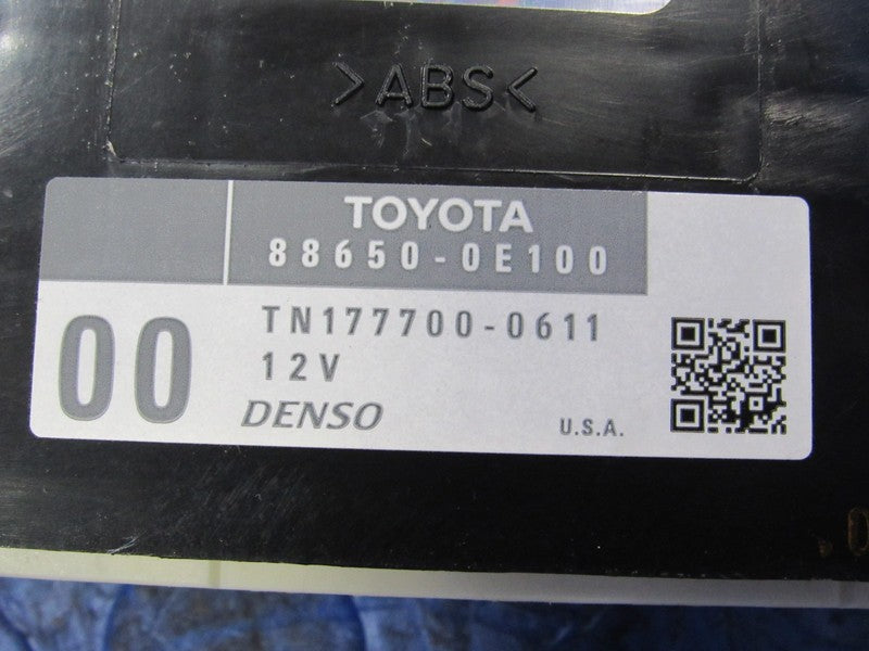 10-13 Toyota Highlander AC Climate Amplifier Control Module 88650-0E10