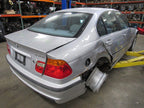 01 BMW 325 330 E46 4DR Left LH Driver Side Outer Taillight Tail Light 