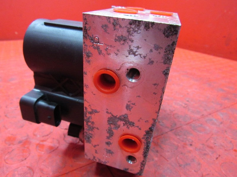 07-14 Mercedes CL S SL Class Hydraulic Rear Suspension Control Valve P