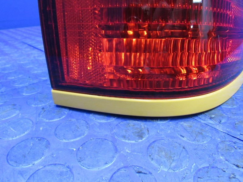 03-06 Subaru Baja Right RH Passenger Side Outer Taillight Tail Light L