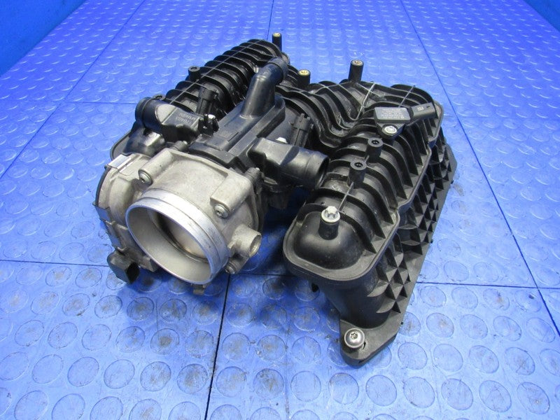 15-18 Porsche Macan S GTS 95B 3.0L V6 Intake Manifold w/ TB 946.110.01
