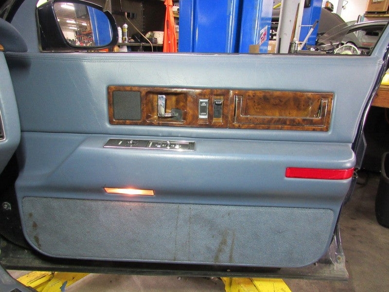 93-96 Cadillac Fleetwood Right RH Passenger Front Door Trim Panel Adri