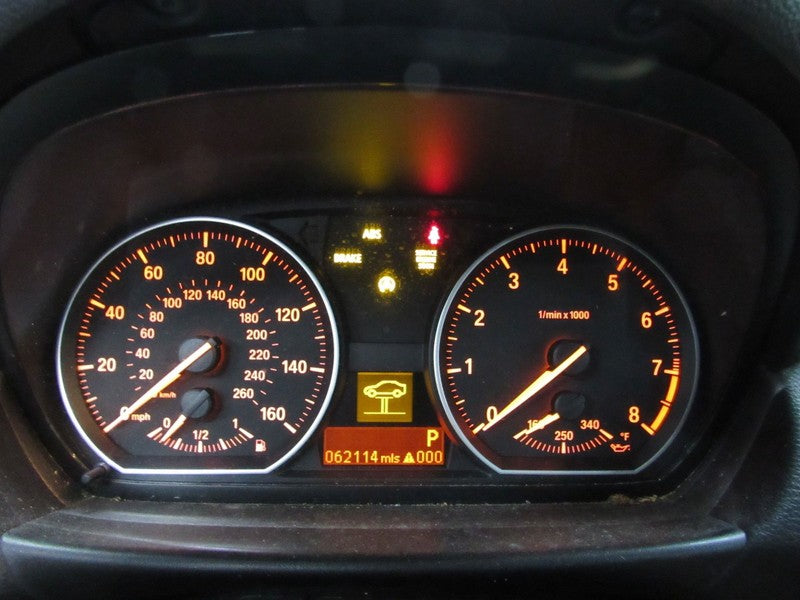 08-13 BMW 135 E88 Instrument Cluster Speedometer Odometer 62114