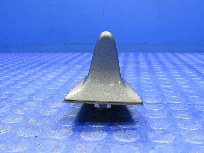 09-10 Hyundai Elantra Sedan Roof Mounted Shark Fin Radio Antenna Gray 