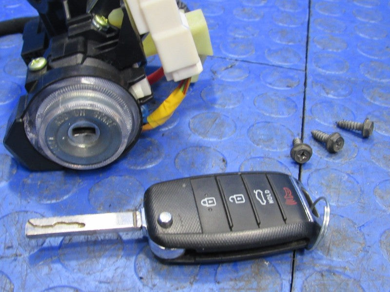 16-20 Kia Optima Ignition Lock Cylinder W/ Key Immobilizer Column Cove