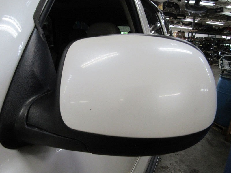 03-06 Escalade Avalanche Left LH Driver Side Power Door Mirror White D