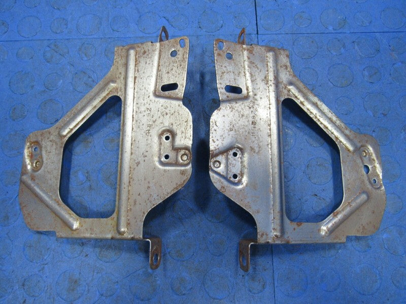 04-05 Ford Thunderbird Radio Stereo Climate Mounting Brackets Set Pair