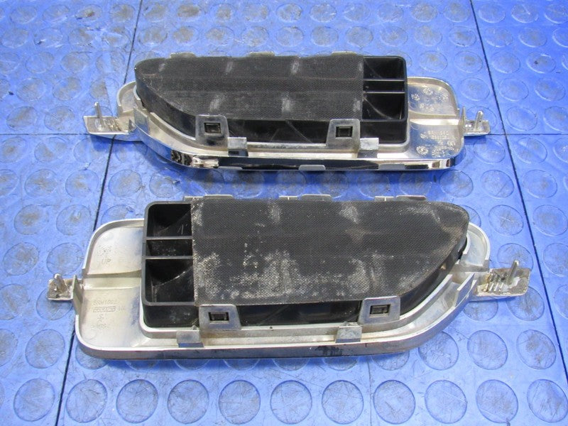 07-14 Cadillac Escalade Left & Right Front Fender Grille Vent Set Chro