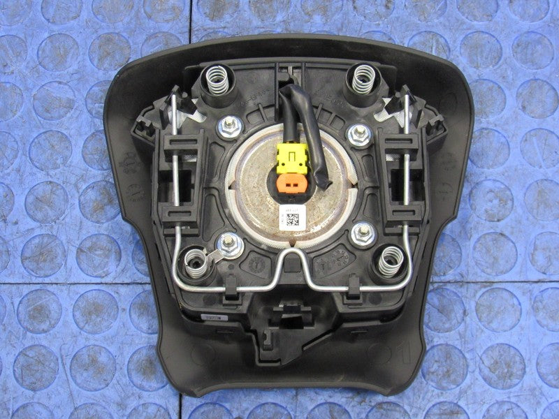 15-19 Chevrolet Silverado 2500 3500 Driver Steering Wheel Airbag Bag B