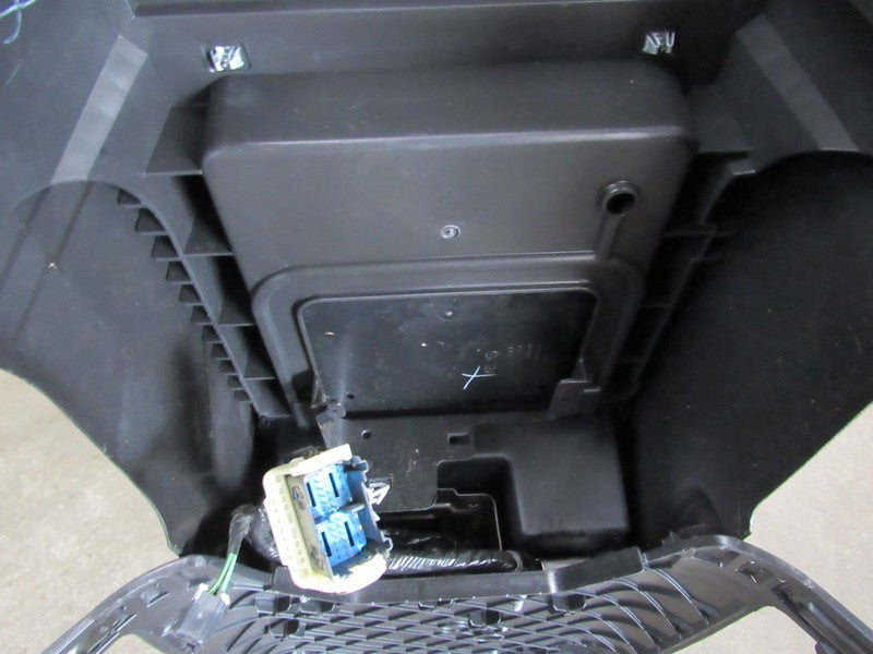 08-14 Silverado Sierra Yukon Tahoe Center Console Cup Holder Armrest B