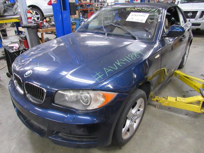 09-11 BMW 128 135 Left LH Driver Side Front Door Trim Panel W/O Switch