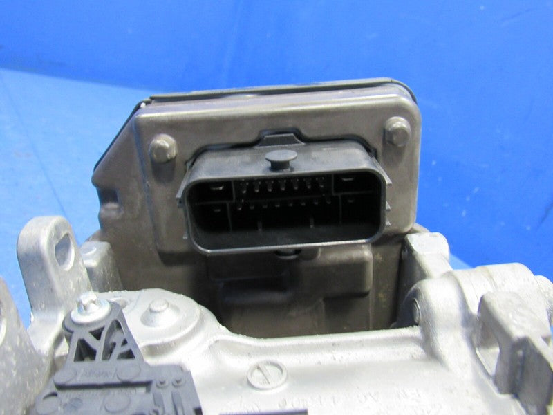 18 Chrysler Pacifica Hybrid ABS Anti-Lock Brake Pump Booster 68240033A