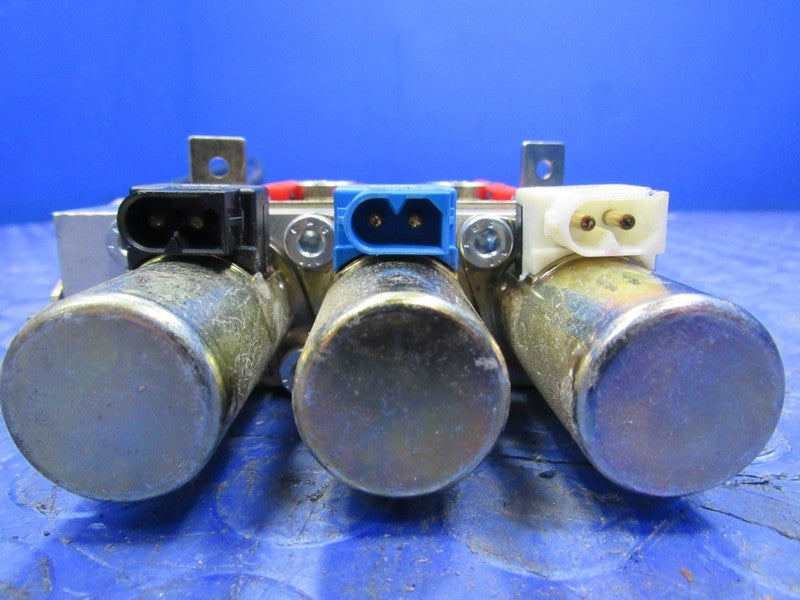00-06 BMW 325Ci 330Ci M3 E46 Convertible Top Hydraulic Lift Valve Bloc