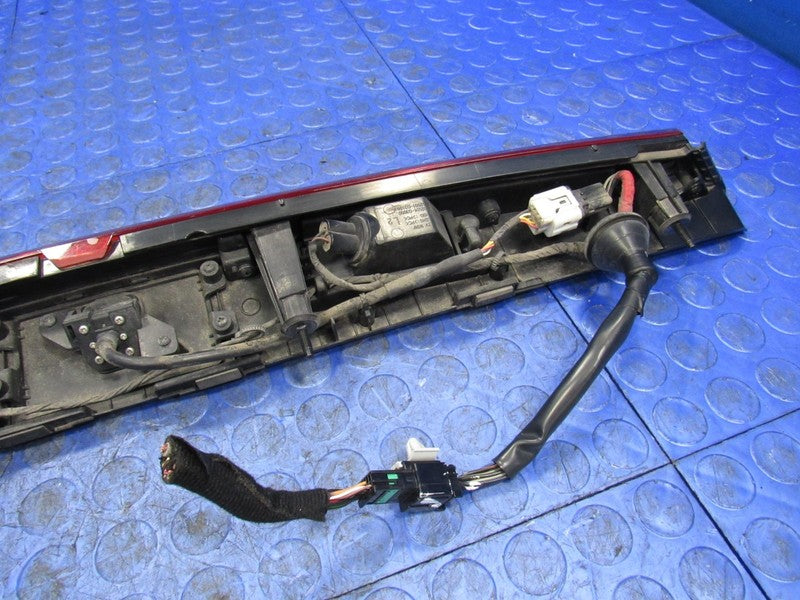 19-21 Kia Forte Sedan Center Taillight Trunk Trim Garnish W/ Rear Came