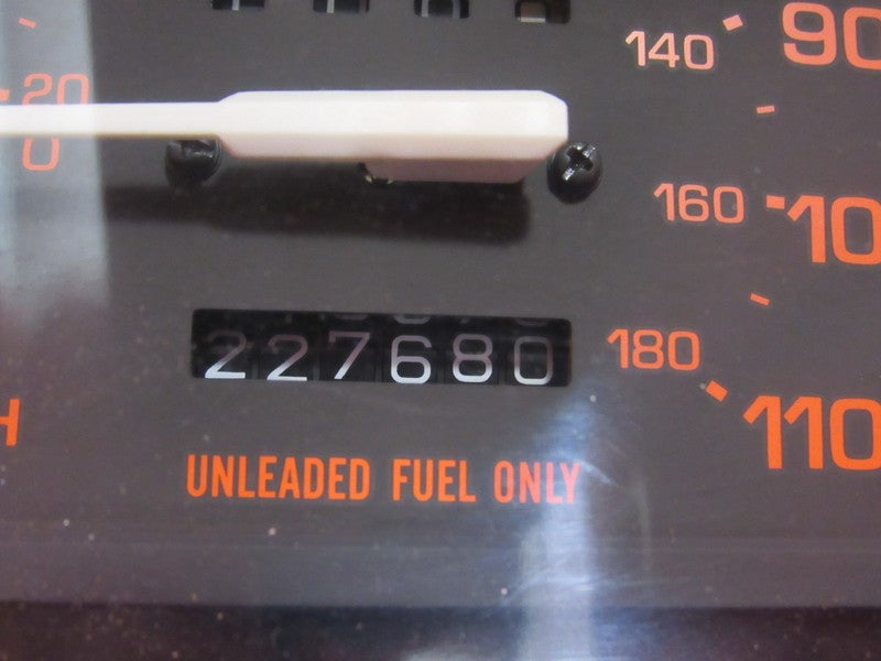 89-93 Mazda B2600i Instrument Cluster w/ Tachometer & Clock 227,680 Mi