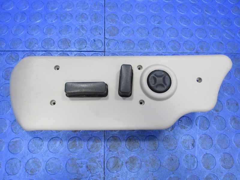 03-06 Silverado Yukon Escalade Left Driver Power Seat Control Switch 8