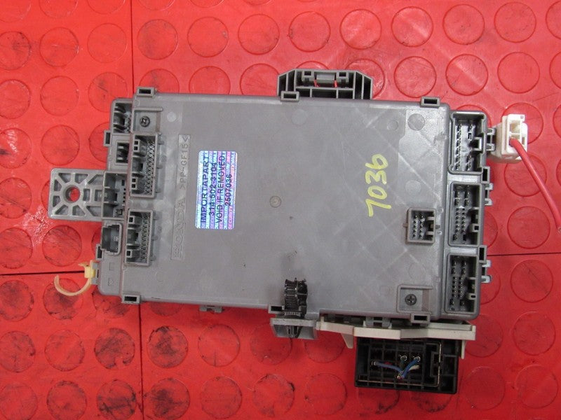 13-14 Honda Accord EX EX-L Cabin Interior Fuse Relay Box 38200-T2F-A20