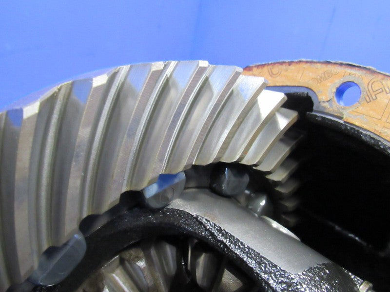 91-97 Land Cruiser FZJ80 4.10 Rear Differential Carrier 3rd Member Ope