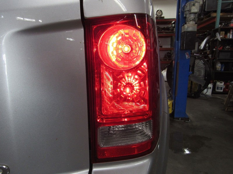 09-15 Honda Pilot Right RH Passenger Side Taillight Tail Light Lamp