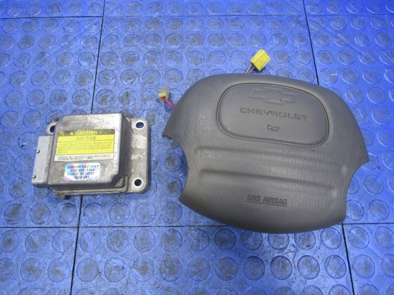 99-04 Chevrolet Tracker LH SRS Airbag Air Bag Bag Set W/ Module Gray 3