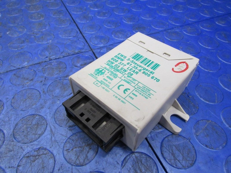 04 BMW 325i E46 AT DME EWS ECU ECM PCM Engine Computer Key Set 7536843