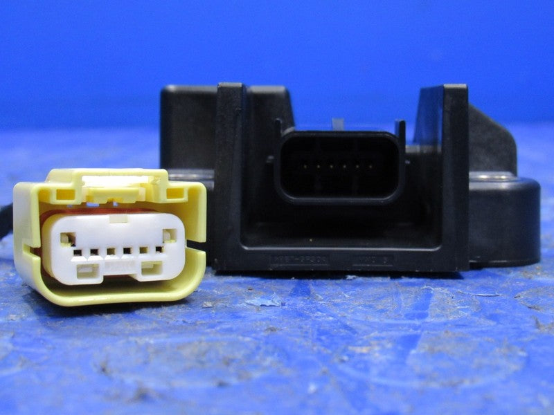 08-15 Express Savana 1500 2500 3500 Vehicle Rollover Sensor Module 258