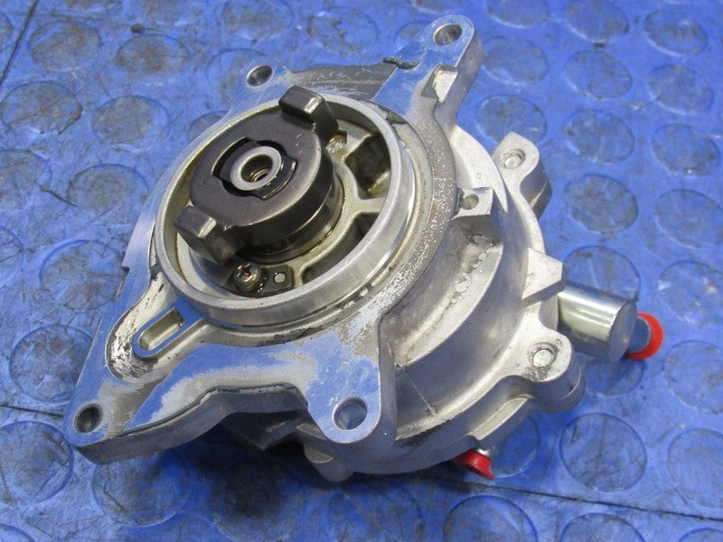 22-23 Nissan Rogue 1.5L KR15DDT Engine Mounted Vacuum Pump 14650-6RC0A