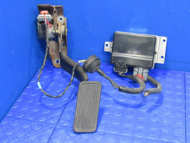 03-05 Chevy Silverado Suburban GMC Yukon Gas Pedal Drive By Wire TAC M