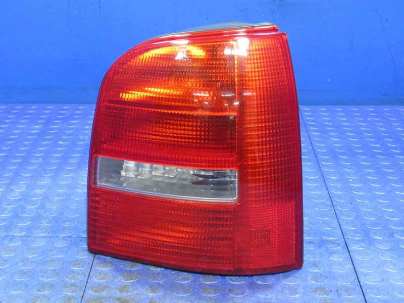 99.5-02 Audi A4 S4 B5 Avant Wagon Right Passenger Taillight Tail Light