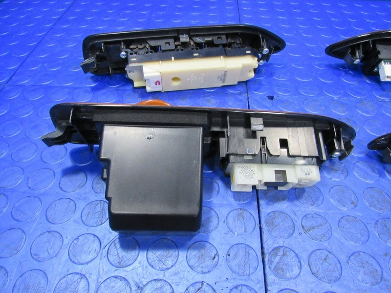 03-07 Lexus LX470 UZJ100 Console Shifter Door Bezel Cup Holder Woodgra
