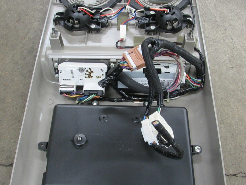 06-07 Nissan Armada LE SL Rear Overhead Console Gray Without DVD 96980