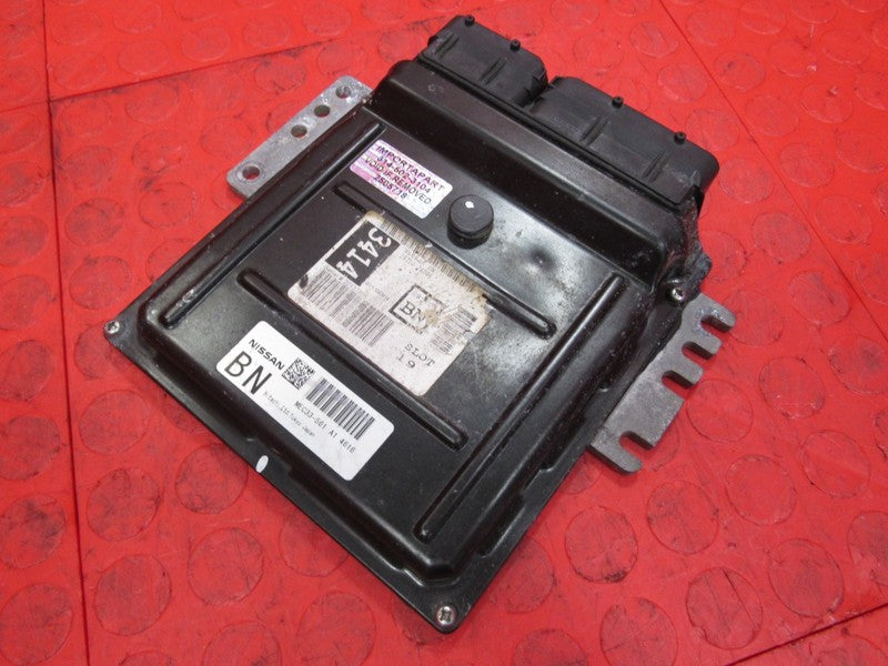 04 Nissan Armada 5.6L 4X2 VK56DE ECU PCM Engine Computer MEC33-561 A1 