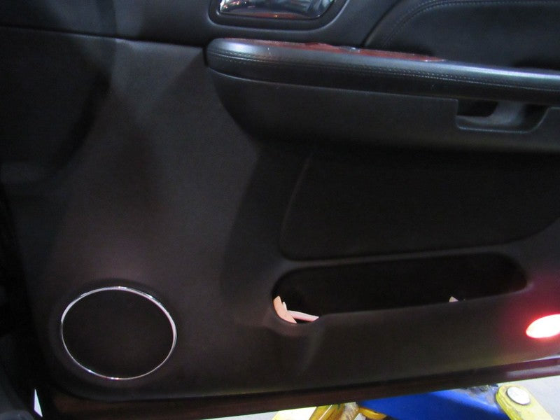 09 Escalade Right RH Passenger Side Front Door Trim Panel Black