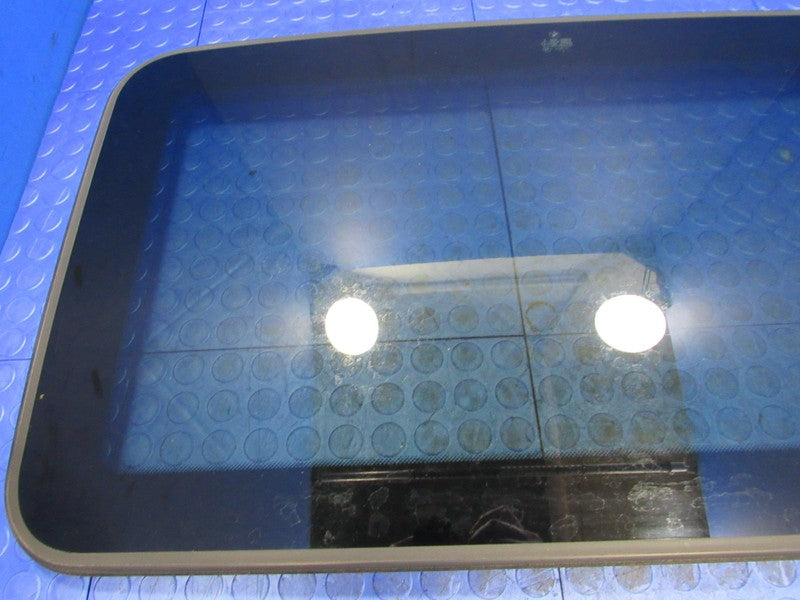 06-11 BMW 323i 328i 335i E90 Sedan Sunroof Moonroof Sun Roof Glass Pan