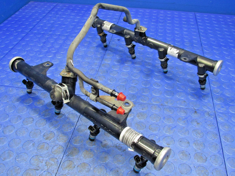 99-04 Chevrolet 4.8L 5.3L 6.0L LQ4 LQ9 LM7 LR4 Return Fuel Rail w/Inje
