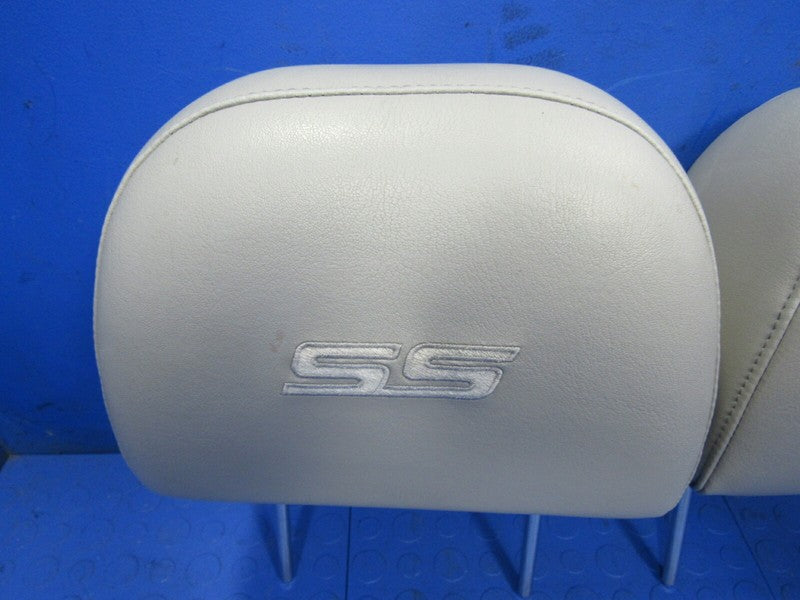 06-08 Chevrolet Impala SS Front Left Right Seat Set Headrest Pair Tita