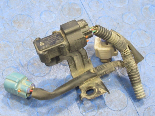 00-02 Toyota Tundra Pickup Truck Fuel Vapor Pressure Sensor OEM 89460-