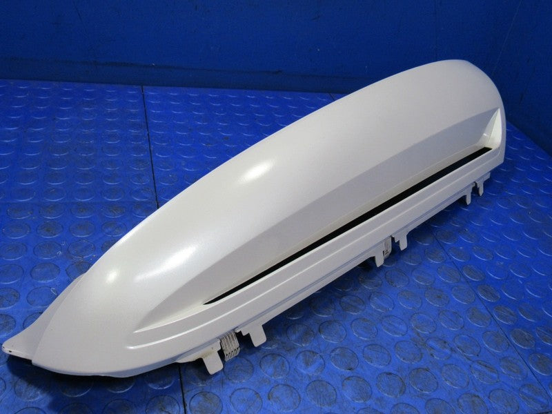 02-06 Cadillac Escalade Left Right Rear Hatch Vent Trim Molding Pearl 