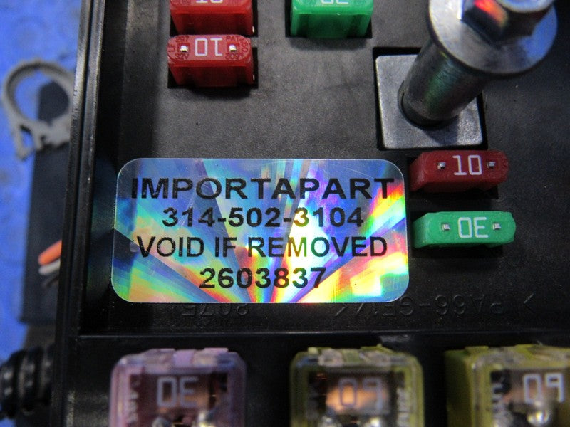 08-09 GMC Envoy Chevy Trailblazer Engine Fuse Box Junction Block 25825