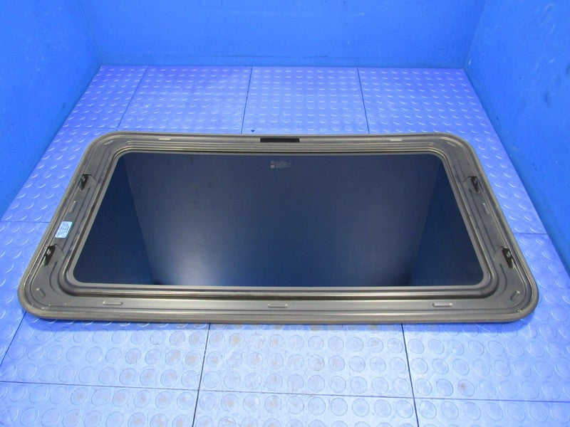 00-06 Yukon Tahoe Suburban Sunroof Moonroof Sun Moon Roof Glass Panel 