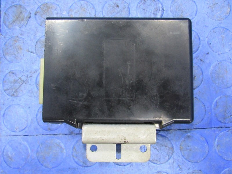 92-97 Toyota Land Cruiser FJ80 Cooler Stabilizer Amplifier 88650-60060