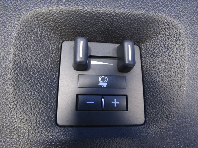 07-09 Silverado Sierra Driver Interior Dash Knee Panel w/Trailer Brake