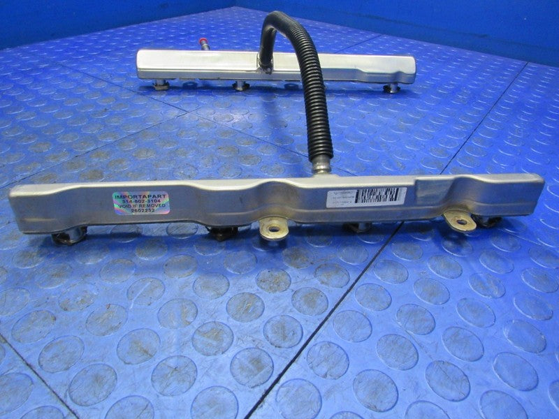 11-17 Ram Charger Challenger Durango 300 5.7L HEMI Fuel Rail Bare OEM 