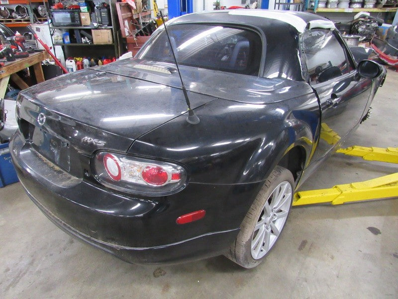 06-07 Mazda Miata MX-5 MT Instrument Cluster Speedometer Odometer 1791