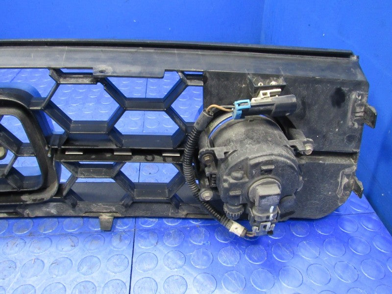 05-09 Ford Mustang V6 Pony Package Front Upper Grille Assy W/ Fog Ligh